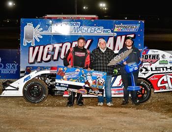 Tom Berry Jr. wins the Open Late Model portion of the Turkey Bowl XVII Larry Phillips Memorial at Springfield (Mo.) Raceway on November 18, 2023.