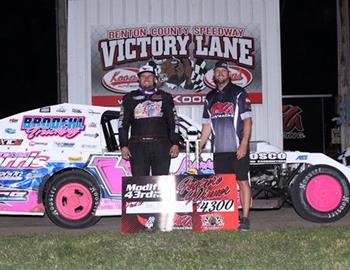 Tom Berry Jr. picked up over $5,300 for his win on May 30, 2022 at Benton County Speedway.