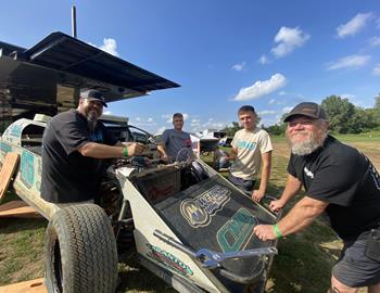 Chase Holland crew at Adams County Speedway (Quincy, Illinois) on August 27, 2023.