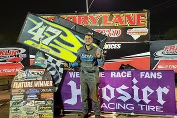 Eric Riggins , Jr. Charges to 2nd USCS 2024 win at Carolina