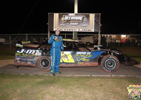 Ty Giles finds victory lane at Needmore Speedway in 604 Late Model