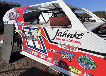 Tom Berry Jr. muscles to 12th at Mississippi Thunder