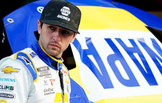 Chase Elliott boosts initial entry