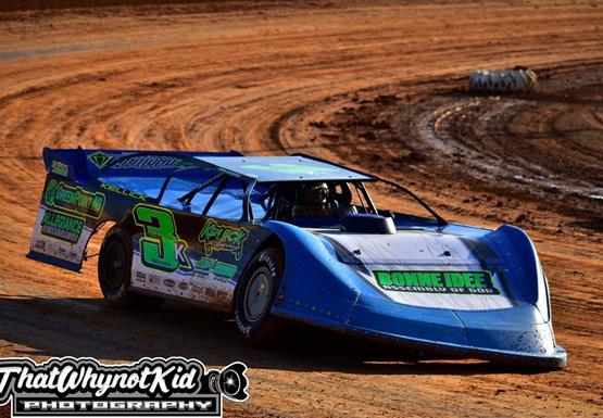 Kellick weathers mechanical problems at Super Bee Speedway
