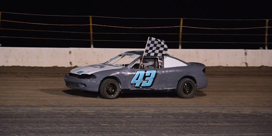 Sweetwater Speedway Crowns 2025 Champions After Thrilling Weekend of Racing