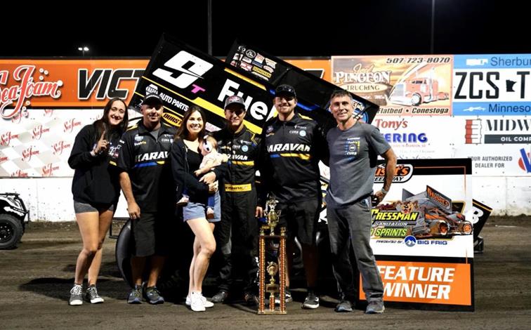 Kahne Captures First Win at Huset’s since 1999