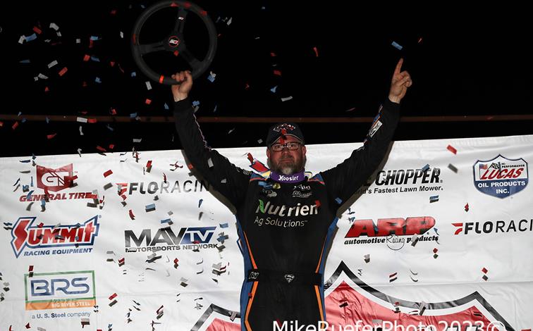 Davenport gets first Lucas Oil win of 23 at Bubba