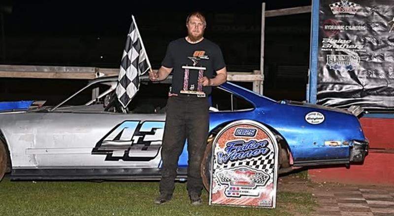 Lind, Schiffler and Stone Top Season Opener at Cedar Lake Speedwa