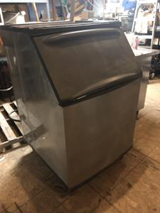 Manitowoc 430 lb Ice Bin 