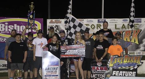 SMITH RUNS AWAY WITH NIGHT ONE OF NON-WING NATIONALS