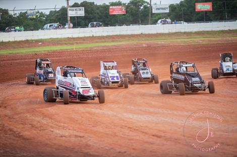 Lucas Oil NOW600 Series Stock Non-Wing Class Invading Red Dirt Raceway During Tuesday Night Thunder