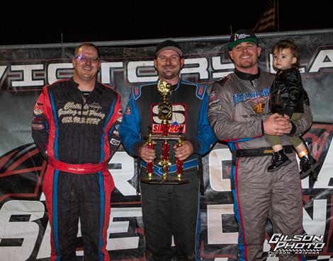 Kyle Shipley Leads Flag-to-Flag With San Tan Ford ASCS Non-Wing