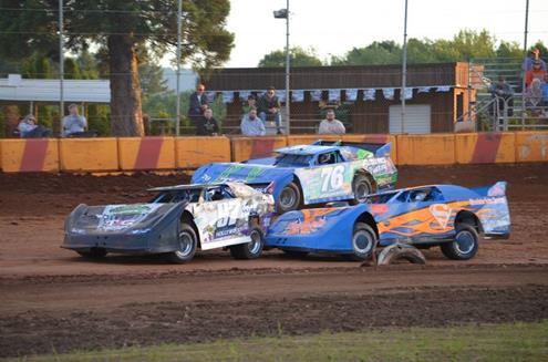 Northwest Extreme Late Model Series Back In Action This Saturday