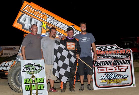 Tim Shaffer holds back Danny Dietrich for Waynesfield Ohio Sprint Speedweek presented by Cometic Gasket victory