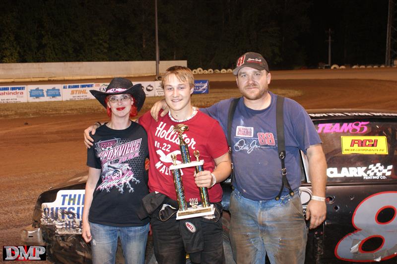 Evan Britton Wins Street Stock Race 4 Of 2014 At Cgs Cottage