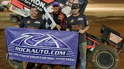 Starks Sweeps USCS Series Doubleheader in Geo