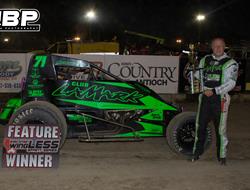 Schenck Sweeps wingLESS Portion of World of Outlaw