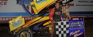 Weller Returns to Victory Lane as the United