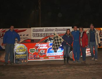 Late Model Feature Winner Ryan VanderVeen