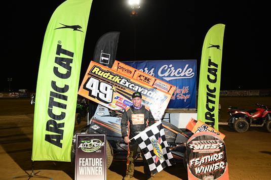 Tim Shaffer hard charges to a $5,000 payday at Wayne County Speedway