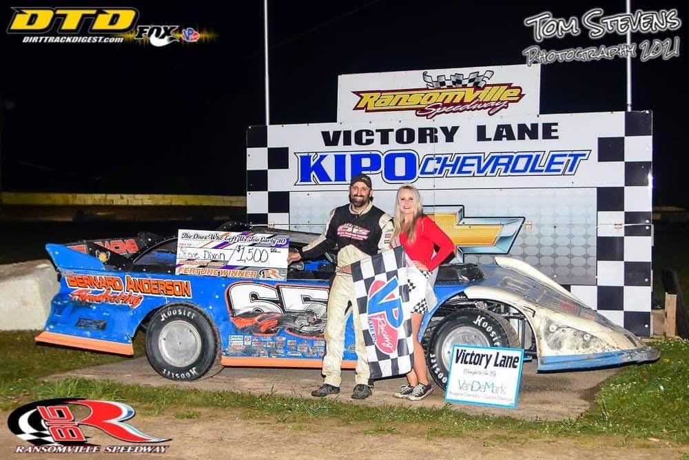 Steve Dixon Wins RUSH Late Model Special at Ransomville Speedway