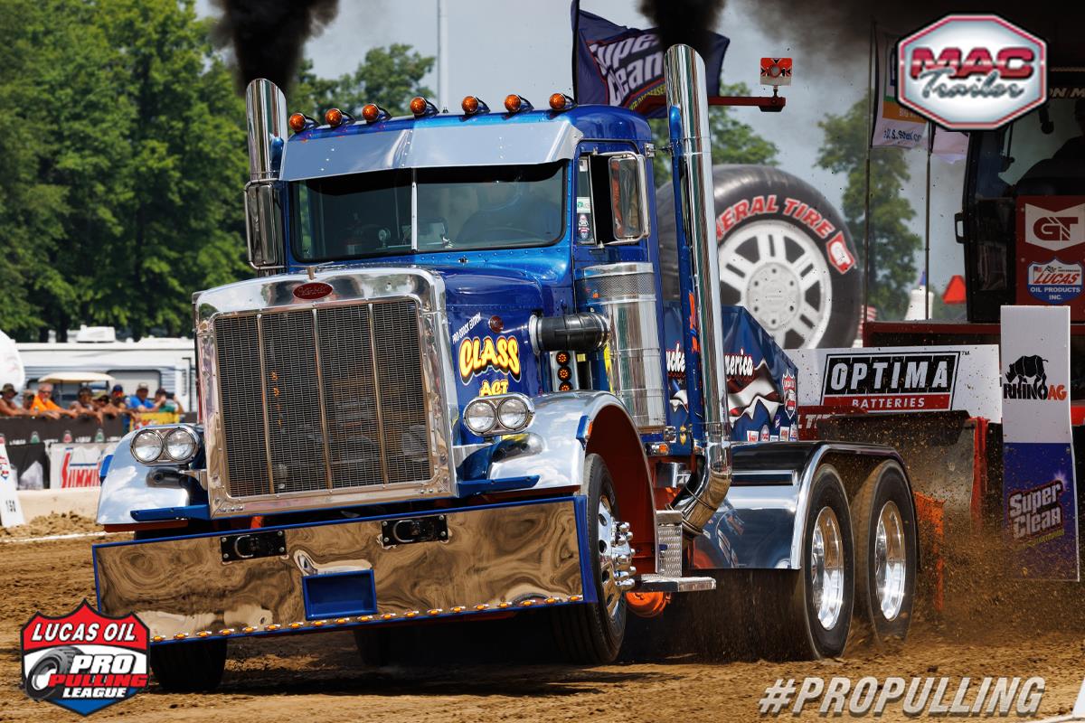 Pro Pulling League - Champion Spotlight: The MAC Trailer Hot Rod Semi class  was a battle between two competitors for 2018 with Ryan Debroux and the  Playin' With Fire Kenworth and the