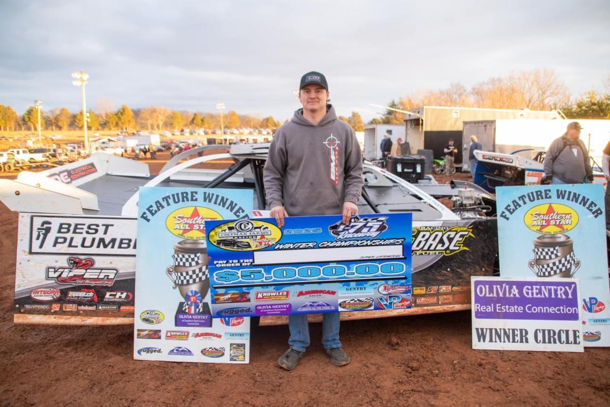 Cory Hedgecock raced to the I-75 Winter Championship win at I-75 Raceway on Saturday, Feb. 1.