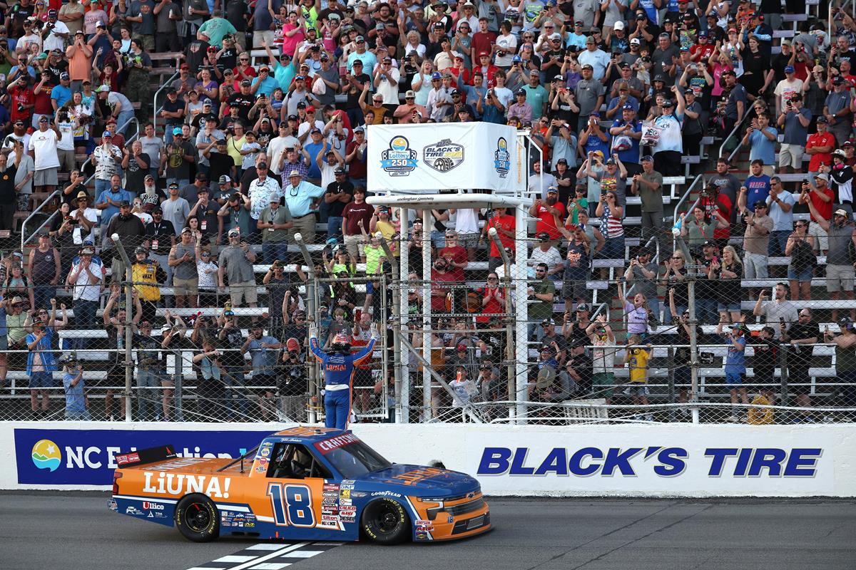 Drivers praise return to Rockingham, hoping it stays on the schedule