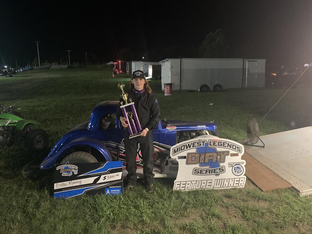 W Marks the Spot for Manning at Maquoketa