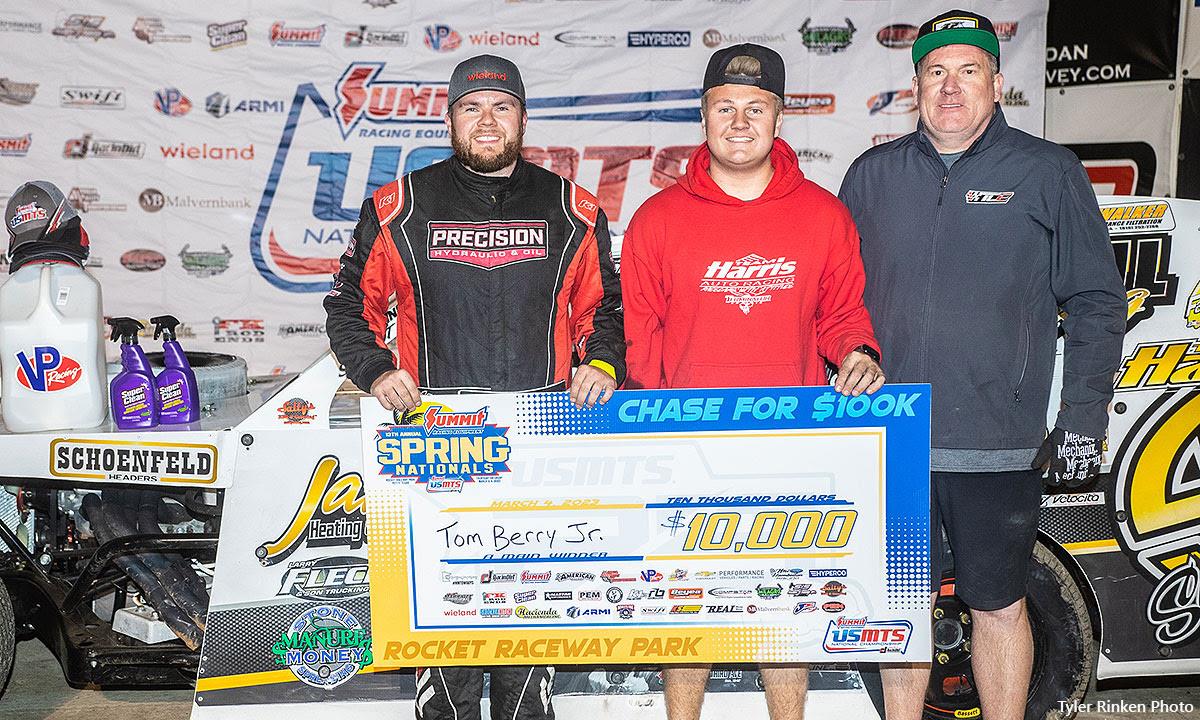 Berry blasts to first USMTS win at Rocket Raceway Park