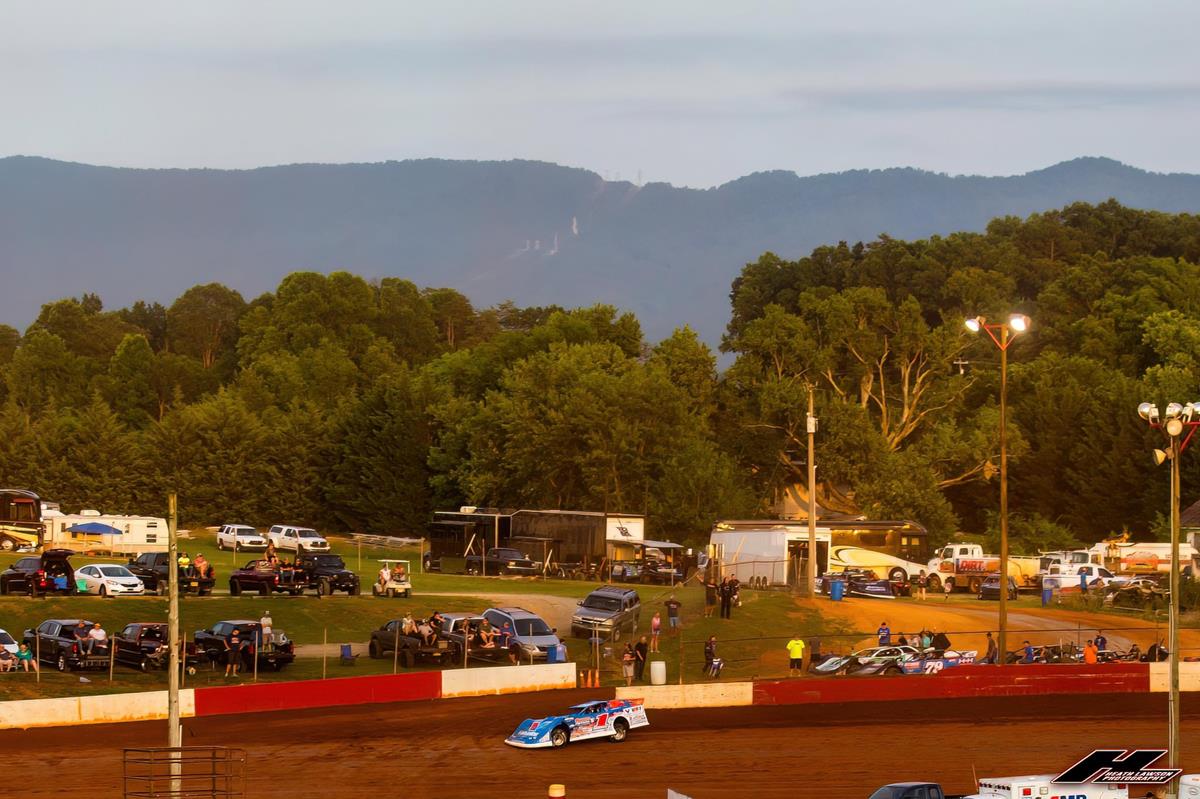 Smoky Mountain Speedway (Maryville, TN) – Lucas Oil Late Model Dirt Series – Mountain Moonshine Classic – June 17th-18th, 2022. (Heath Lawson photo)
