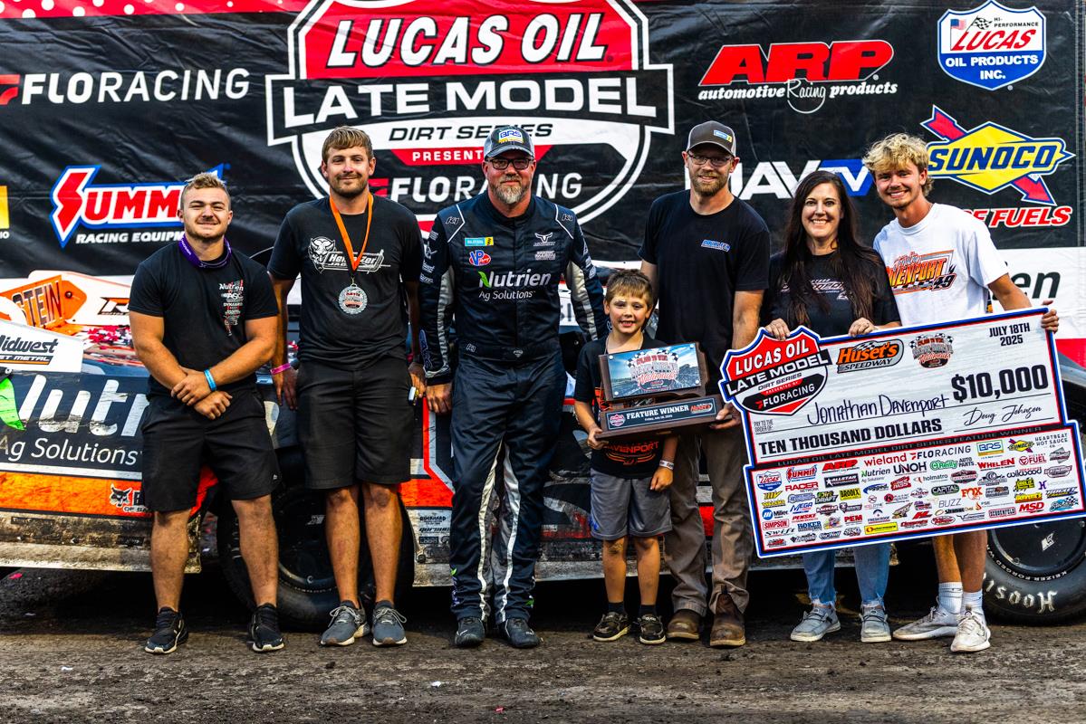 Davenport Scores First Career Huset’s Victory