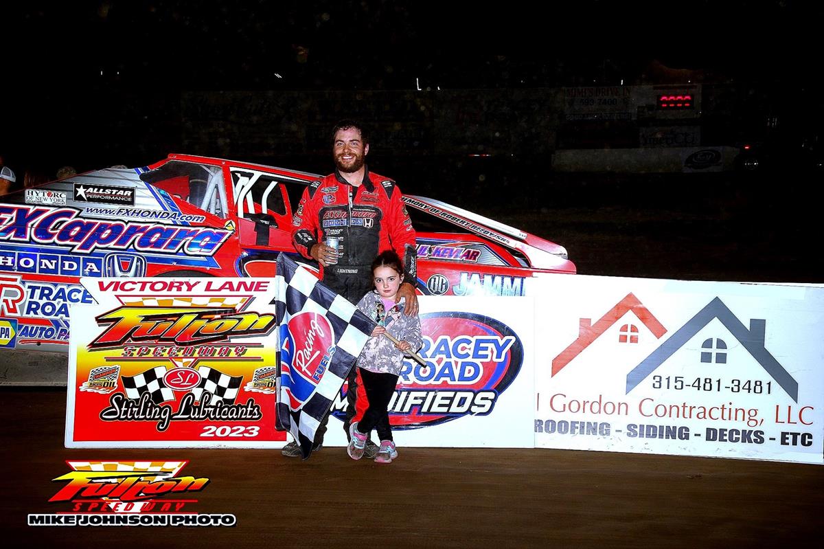 Larry Wight And Sammy Reakes IV Take Fulton Speedway Modified and Sprint Car Wins