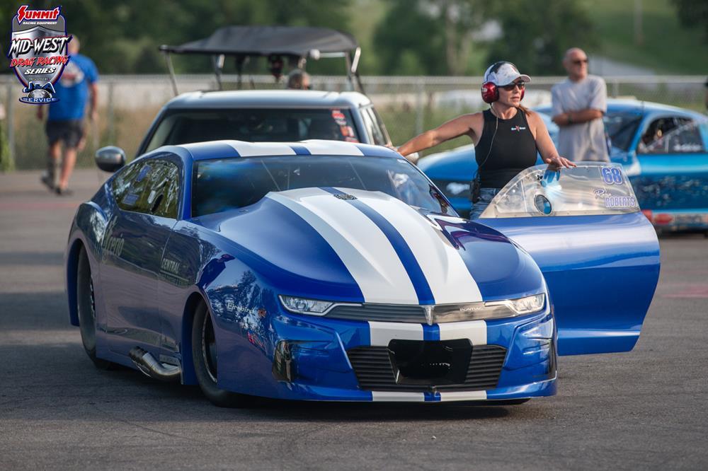 Racers Battle Heat, Curfew, and Tough Competition at Flying H Drag Strip!