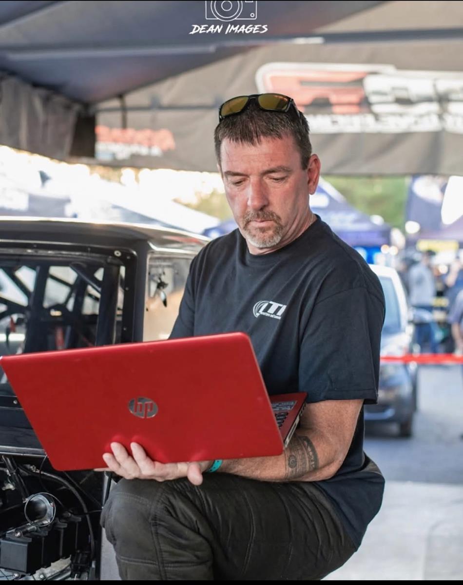 DADDY DAVE REVISITS US 13 DRAGWAY TO TAKE ON WAYNE PATTON AND HIS BLOWER CAMARO