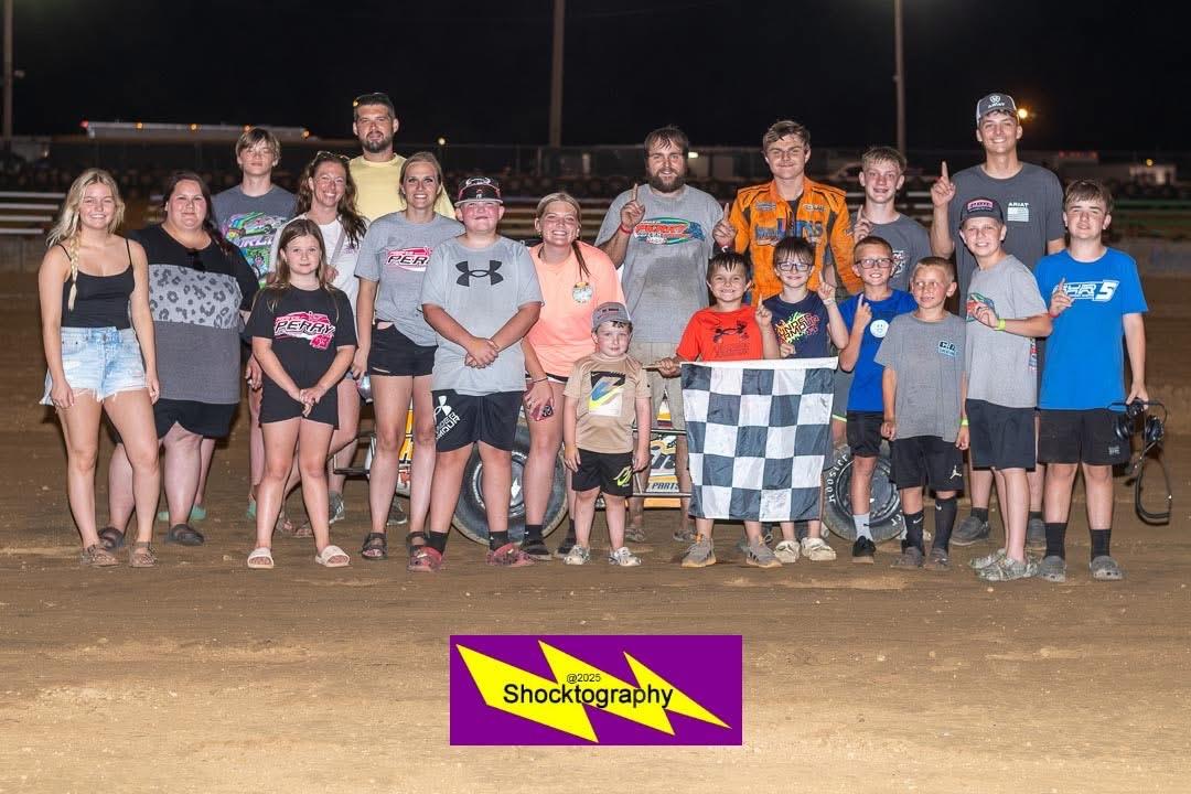 Perry, Holden, and Stroup Handle HART Series Indiana Micro Week Fields on Thursday at Bartholomew County Fairgrounds!