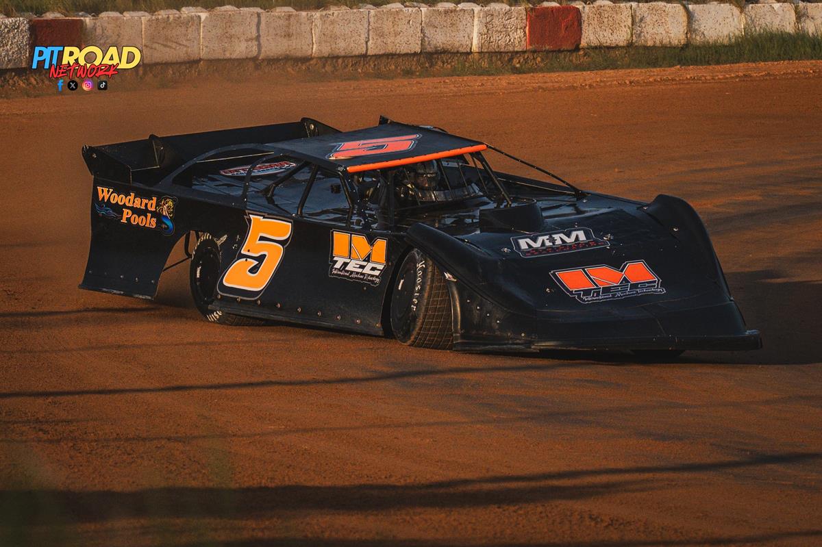 Waters Picks Up the CRUSA Late Model Sportsman Victory at Waycross