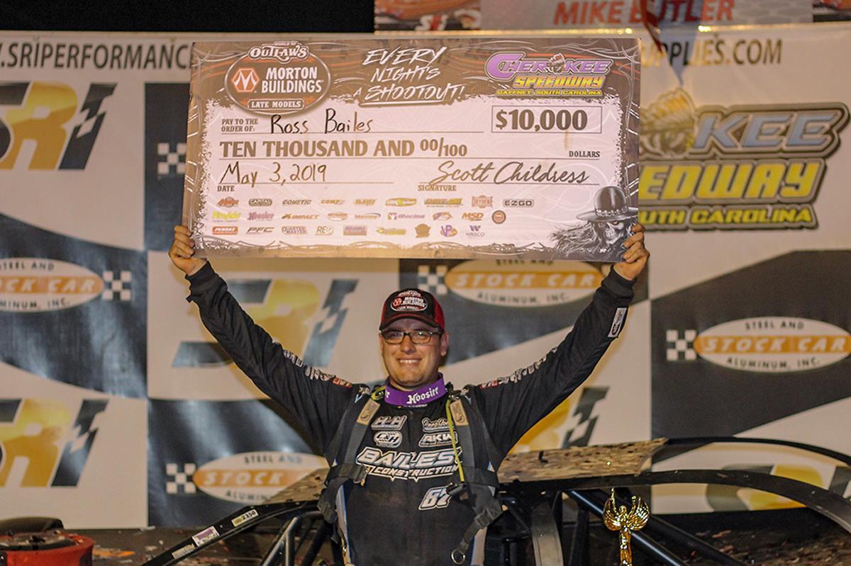 Bailes Beats the Late Model Outlaws at Cherokee