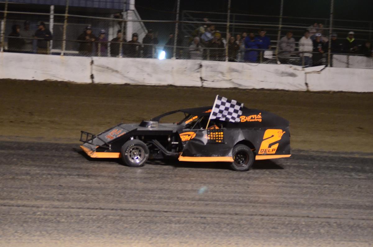 Sweetwater Speedway Delivers Thrilling Doubleheader with High Car Counts and Yeager Family Sweep