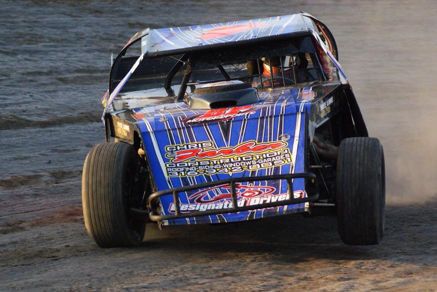 Drivers for Modified Invitational during WoO Sprint Car Show at 81 Speedway revealed