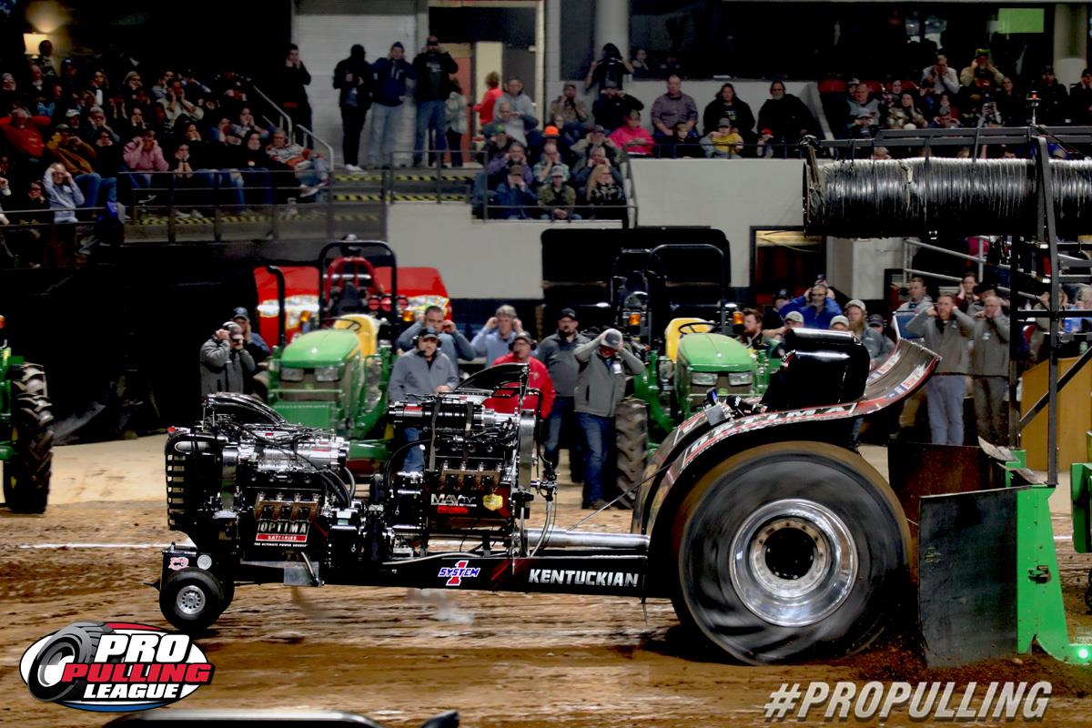 Pro Pulling Elite Shine at National Farm Machinery Show Championship Tractor Pull