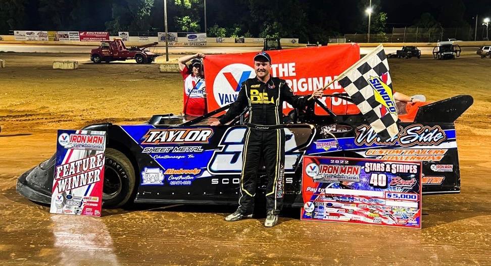 Donald McIntosh Motors to Stars and Stripes 40 Victory at Boyd’s Speedway