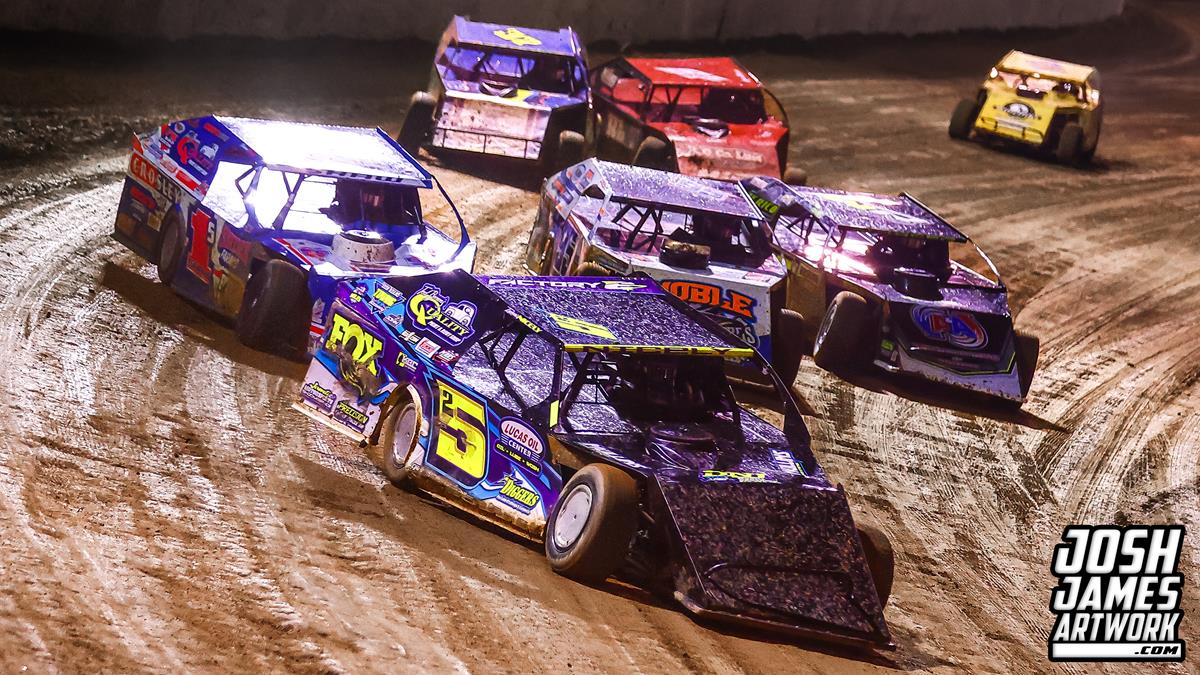 The MARS Modified Championship and MMSA Mini Sprints roar into the Red Hill Raceway!
