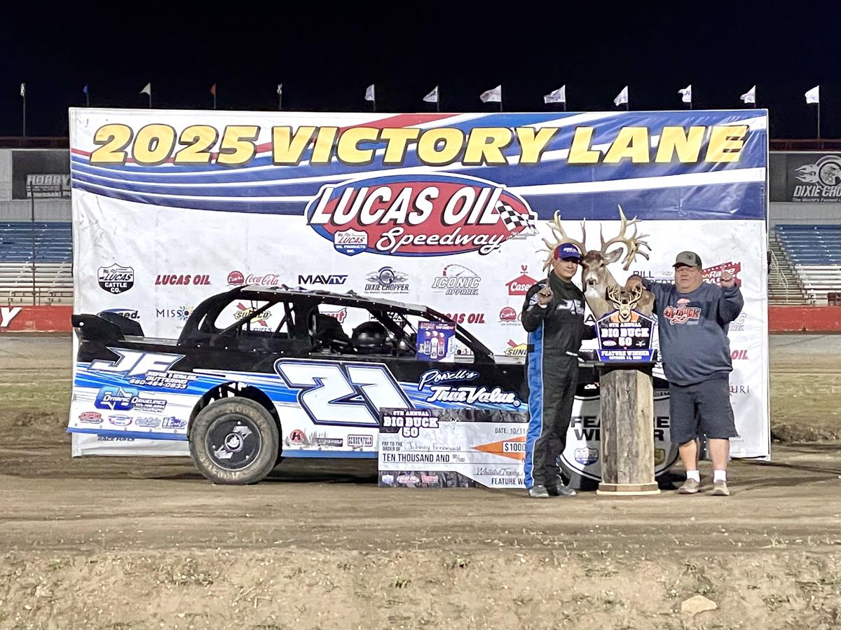 Fennewald captures Super Stocks Big Buck 50 and Jackson takes Late Model Fall Nationals