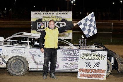 Larry Raines And Derek Losh Keep The Momentum Going To Victory Lane At LPS