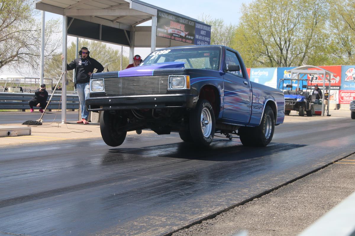 $6,000 To Win Saturday/ Sunday, Plus Low Roller and Juniors Dragsters