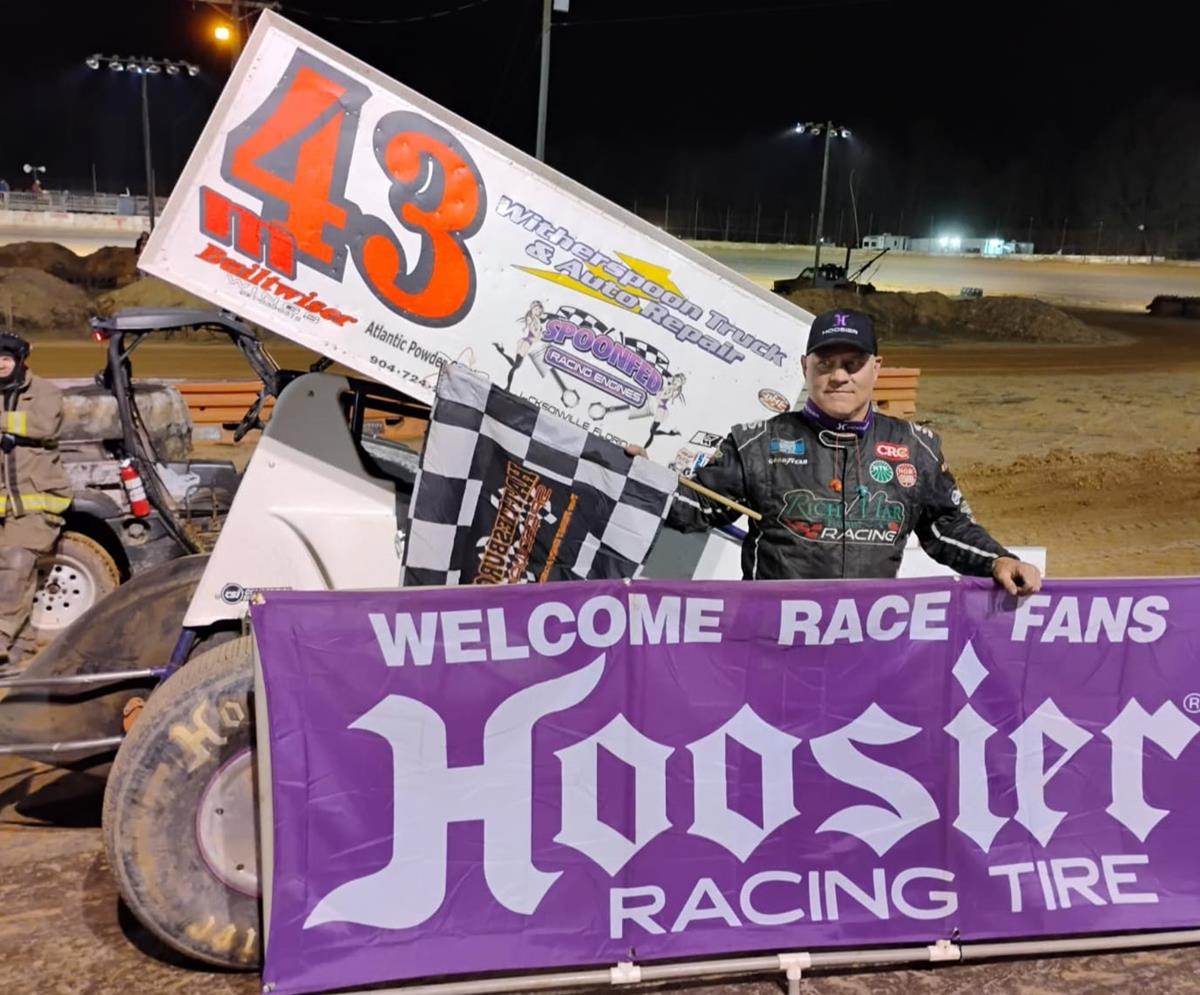 SMITH SLIDES TO SECOND USCS WIN OF THE SEASON IN HUB CITY SPRINT CAR SHOOTOUT FINALE