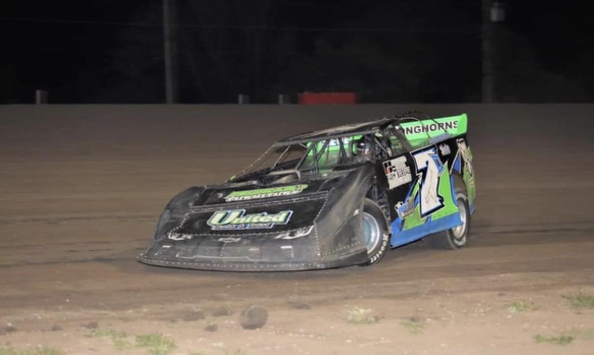 Leonard picks up $3,000 Caney Valley Speedway victory in James House Memorial