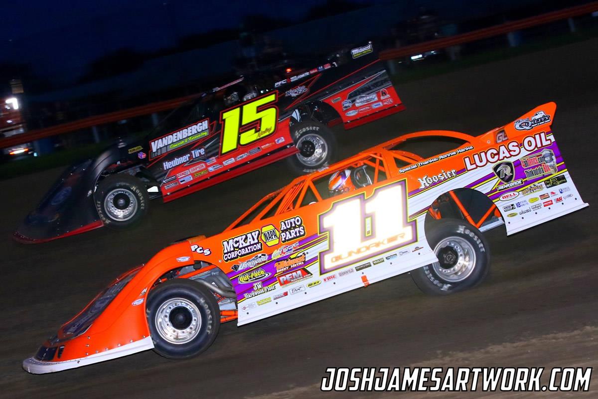Vandenbergh Visits Fairbury for FALS Frenzy