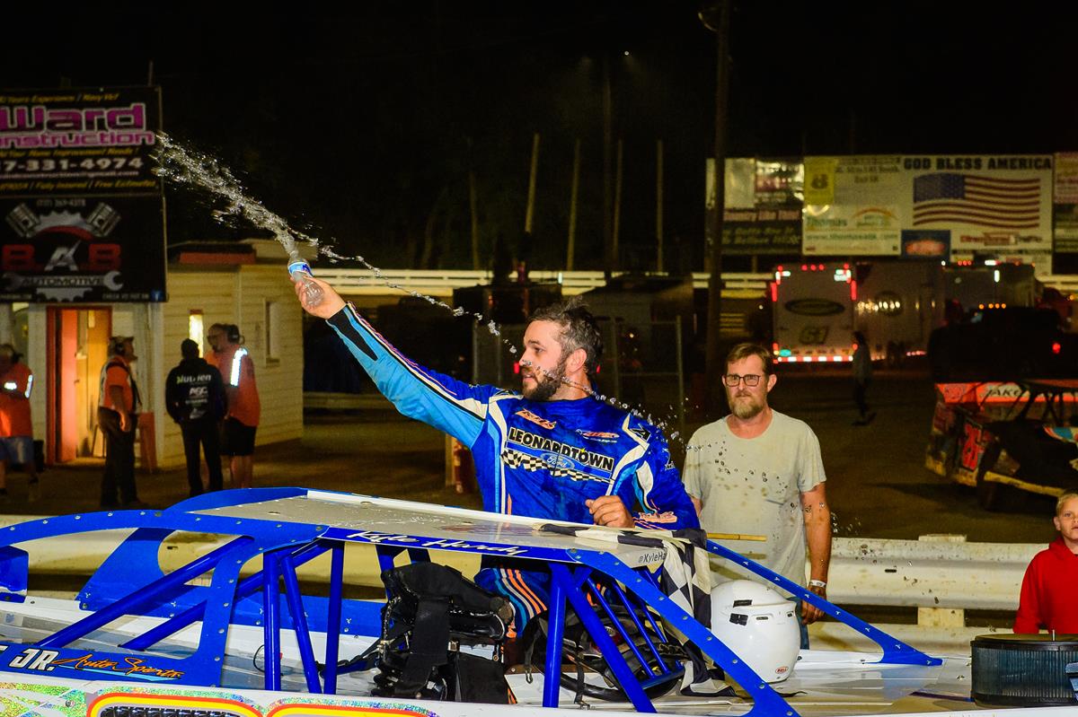 Hardy Banks $2K in Hagerstown Crate Win
